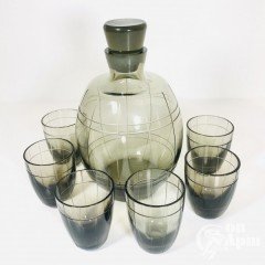 Штоф из дымчатого стекла с рюмками